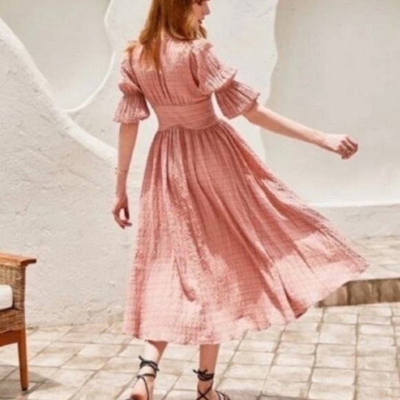 o.p.t. Dresses & Skirts - NWT O.P.T. Missaya midi dress